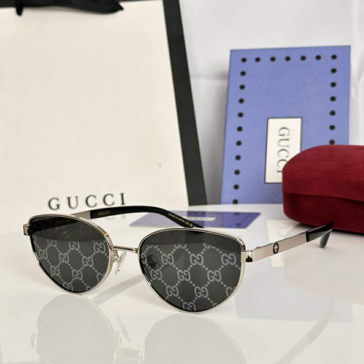 Picture of Gucci Sunglasses _SKUfw79338747fw